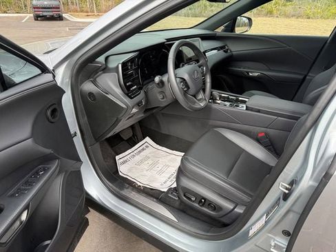Used 2025 Lexus RX 350 FWD w/ Technology Package image 3