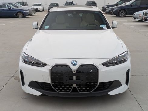 Used 2024 BMW i4 xDrive40i w/ Premium Package AWD/4WD image 2