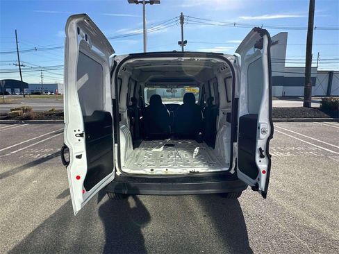 Used 2020 RAM ProMaster City Tradesman image 7