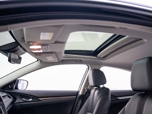 Used 2019 Honda Civic EX-L image 19