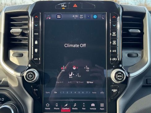 Certified 2025 RAM 1500 Big Horn image 21