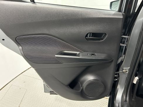 Used 2020 Nissan Kicks S FWD image 25