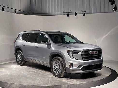 Used 2025 GMC Acadia Elevation image 42