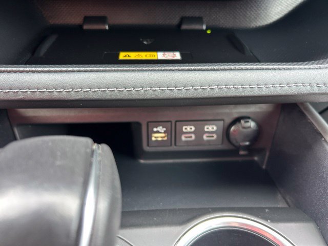 Used 2023 Toyota Highlander XLE AWD/4WD image 21