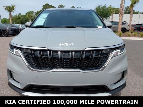 Used 2024 Kia Carnival EX FWD image 2