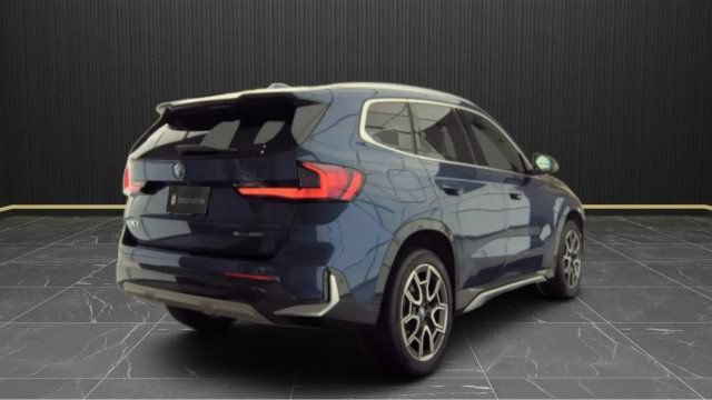 Used 2025 BMW X1 xDrive28i w/ Technology Package AWD/4WD image 2