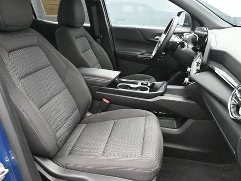 Used 2026 Chevrolet Equinox LT AWD/4WD image 31