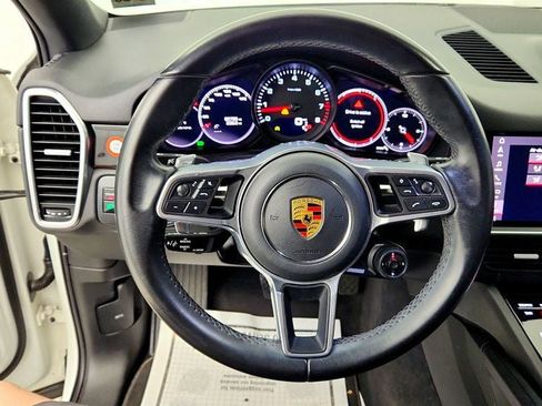 Used 2021 Porsche Cayenne Coupe AWD/4WD image 13