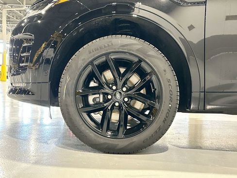 New 2026 Land Rover Discovery Sport Landmark image 5