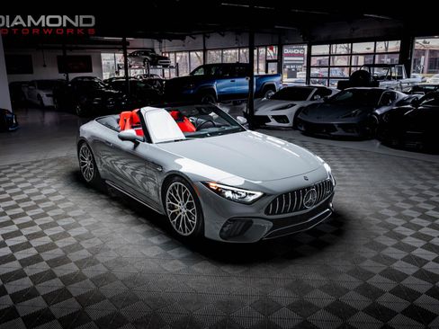 Used 2023 Mercedes-Benz SL 63 AMG 4MATIC image 2