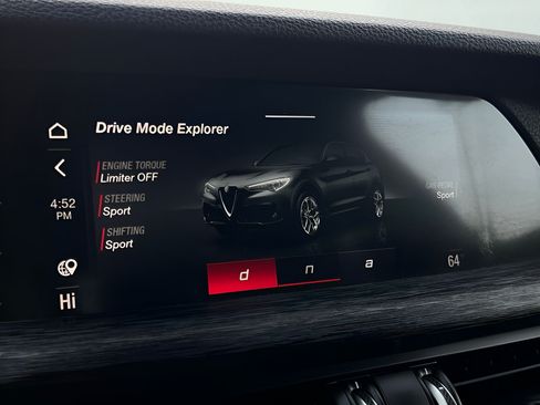 Used 2023 Alfa Romeo Stelvio Sprint RWD image 53