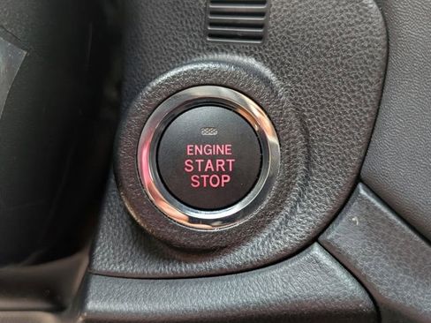 Used 2023 Subaru Outback Premium image 31