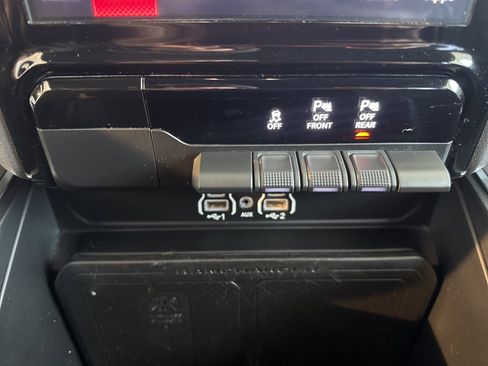 Used 2025 RAM 1500 Big Horn image 31