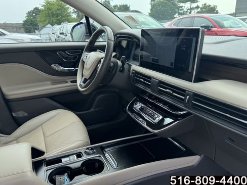 Used 2023 Lincoln Corsair Reserve w/ Equipment Group 201A AWD/4WD image 30