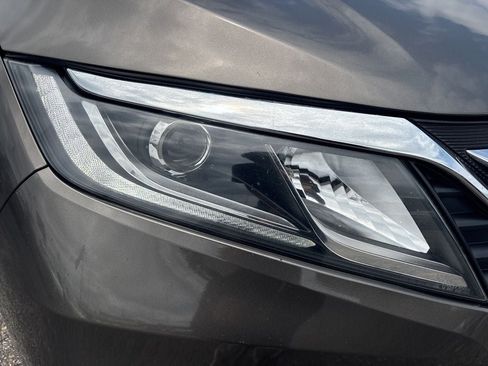 Used 2018 Honda Odyssey EX-L image 8
