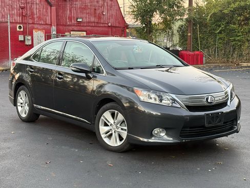 Used 2011 Lexus HS 250h image 2