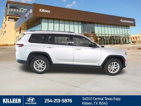 Used 2023 Jeep Grand Cherokee L Laredo w/ Luxury Tech Group I RWD image 9