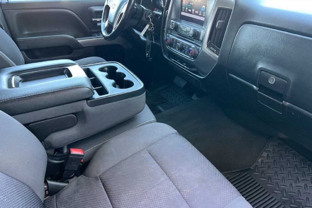 Used 2018 Chevrolet Silverado 1500 LT w/ All Star Edition RWD image 18