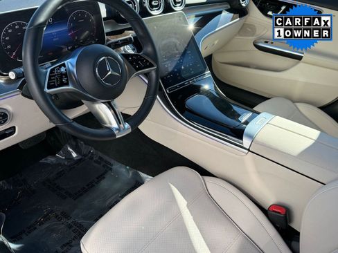 Used 2023 Mercedes-Benz C 300 4MATIC Sedan image 4