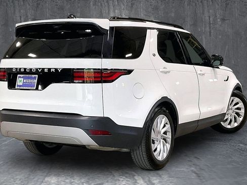 Used 2025 Land Rover Discovery S AWD/4WD image 6