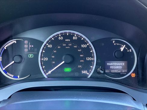 Used 2013 Lexus CT 200h w/ Premium Pkg w/Backup Camera image 26