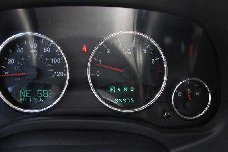 Used 2011 Jeep Compass Limited AWD/4WD image 7