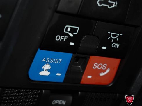 Used 2021 RAM 3500 Laramie w/ Night Edition image 43