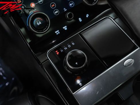 Used 2018 Land Rover Range Rover Velar R-Dynamic HSE image 43