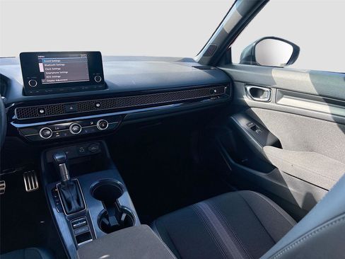 Certified 2022 Honda Civic Sport image 25