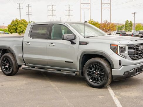 New 2026 GMC Sierra 1500 Elevation w/ LPO, Elevation Black Package RWD image 6