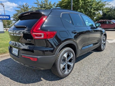 New 2025 Volvo XC40 B5 Plus w/ Protection Package Premier image 4