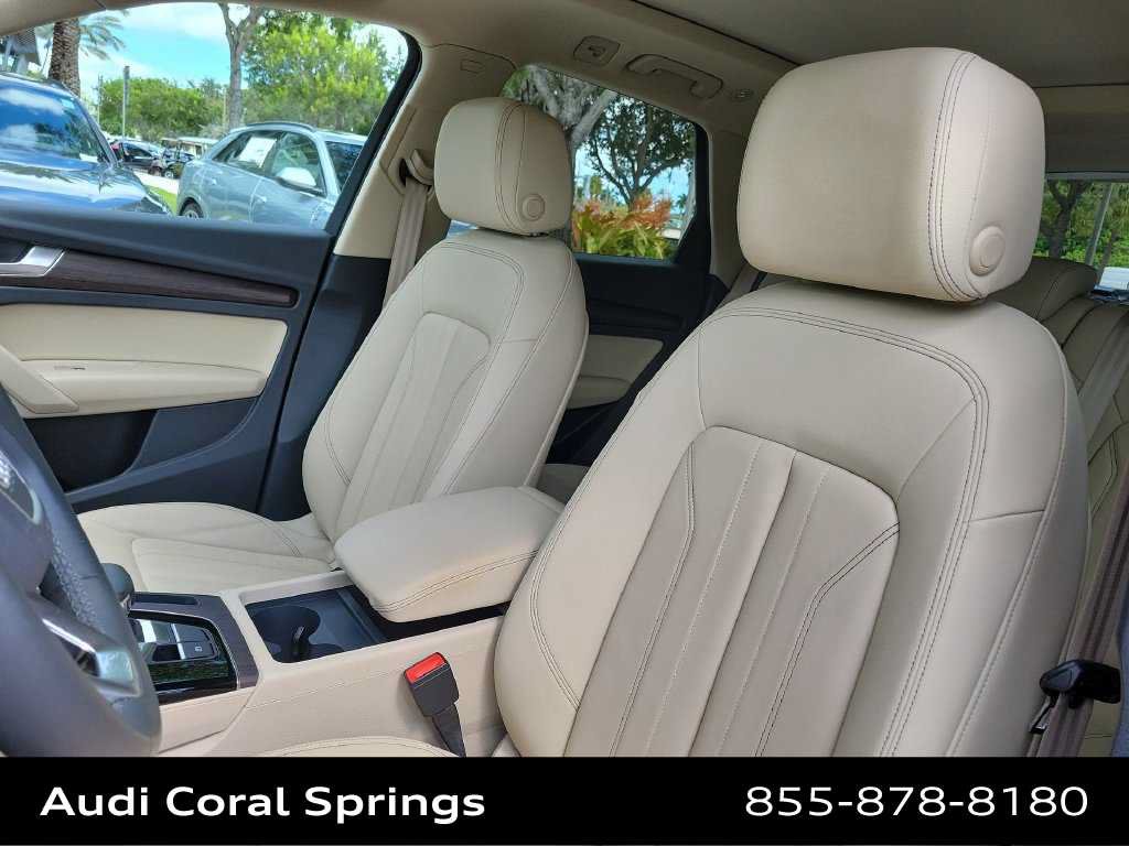 Certified 2024 Audi Q5 2.0T Premium w/ Convenience Package AWD/4WD image 19
