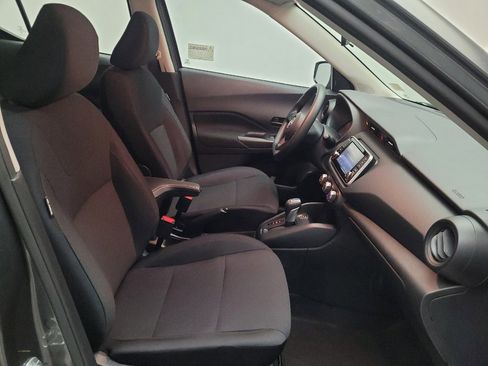 Used 2024 Nissan Kicks S image 21