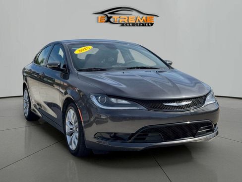 Used 2015 Chrysler 200 S image 15