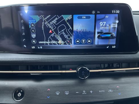 Certified 2024 Nissan Ariya AWD image 17