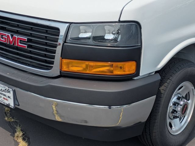 New 2026 GMC Savana 3500 Extended w/ Driver Convenience Package RWD image 9