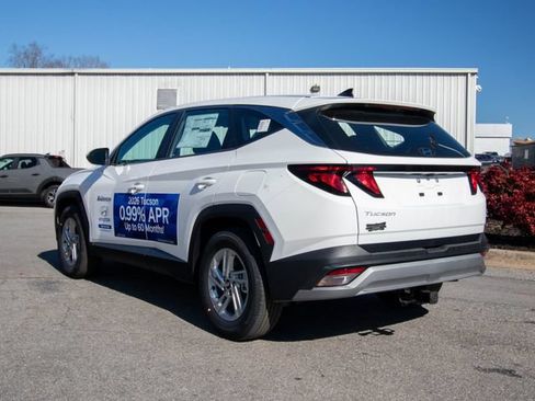 Certified 2026 Hyundai Tucson SE FWD image 12
