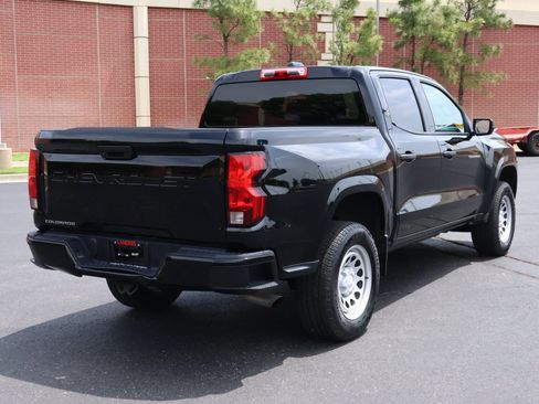 Used 2024 Chevrolet Colorado W/T RWD image 23