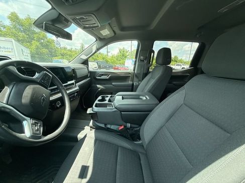 Used 2022 Chevrolet Silverado 1500 RST AWD/4WD image 10