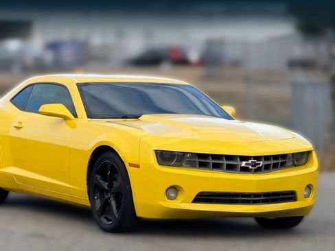 Used 2013 Chevrolet Camaro LT w/ RS Package image 15