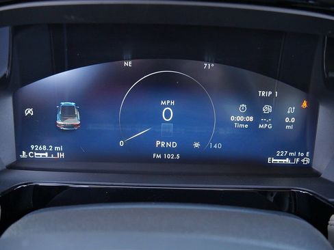 Used 2023 Lincoln Corsair AWD w/ Rear Removable Package Tray image 28