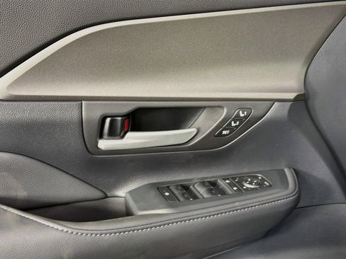 New 2026 Toyota Grand Highlander AWD Hybrid image 22