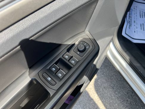 Used 2019 Volkswagen Atlas SE FWD image 11