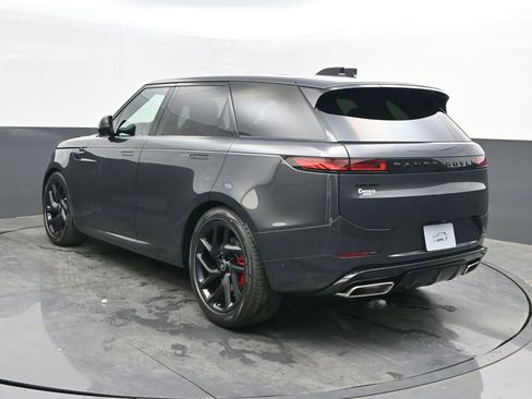 Used 2025 Land Rover Range Rover Sport Dynamic SE AWD/4WD image 3
