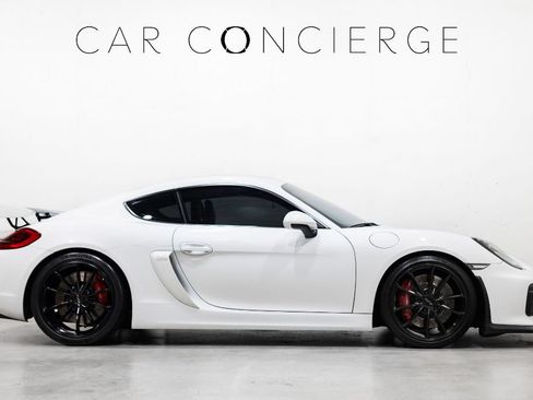 Used 2016 Porsche Cayman GT4 RWD image 4