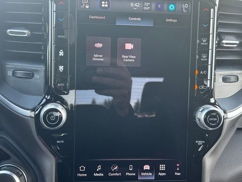 New 2026 RAM 1500 Big Horn AWD/4WD image 30