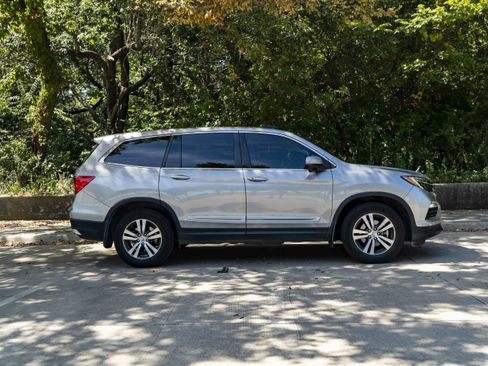 Used 2018 Honda Pilot EX-L image 10