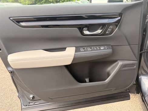 Certified 2024 Honda CR-V EX-L image 9