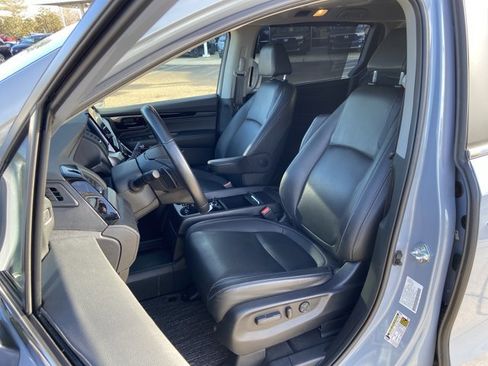 Used 2023 Honda Odyssey Touring image 17