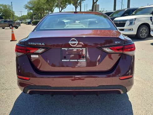 Certified 2024 Nissan Sentra SV FWD image 7